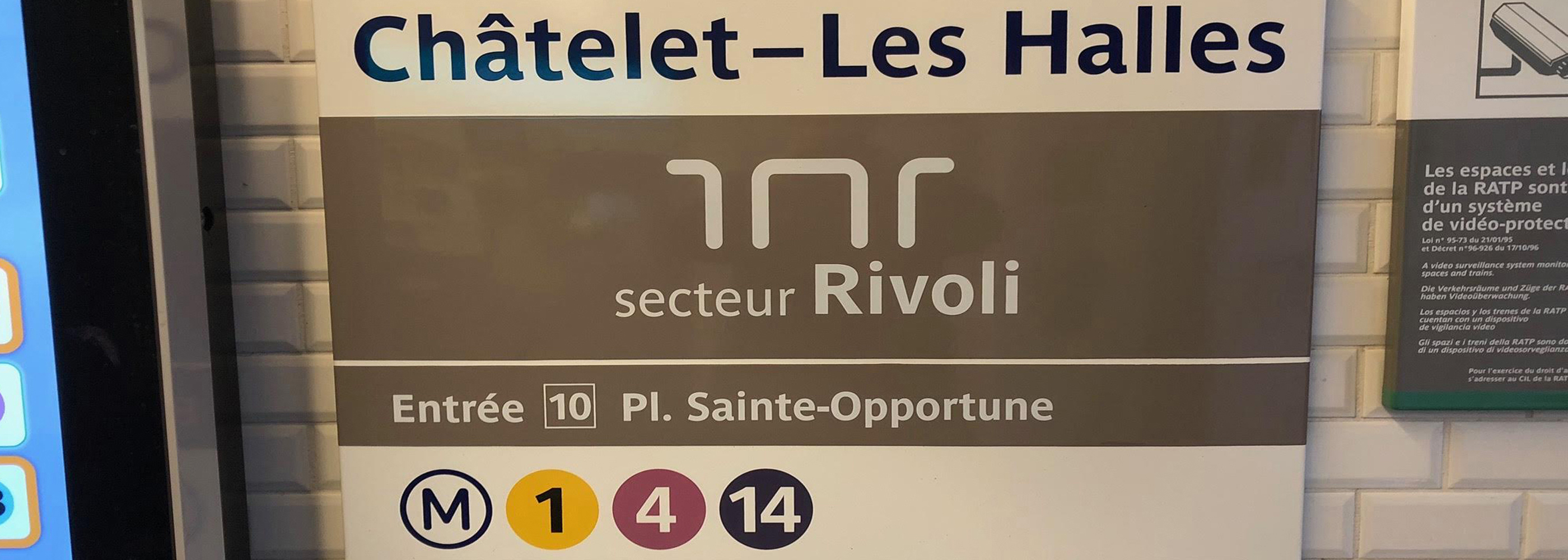 sortie 10 - panneau d'information
